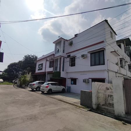 Hotel O Lime Wood Dehradun Exterior foto
