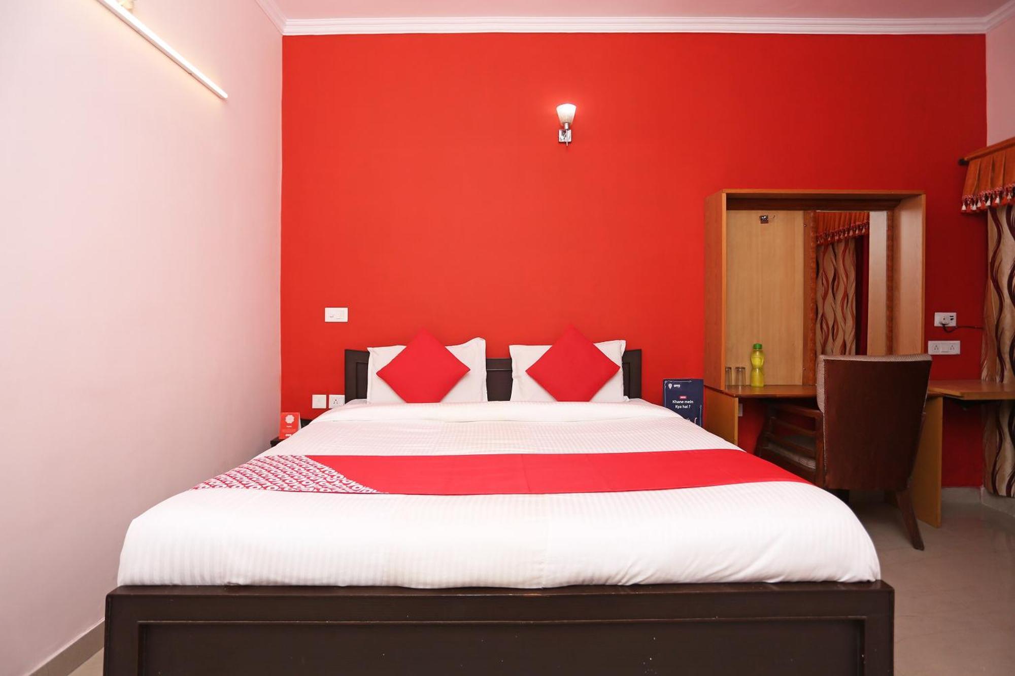 Hotel O Lime Wood Dehradun Exterior foto